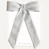 Pony Tail Gris Metálico  (Niñas y Teens)