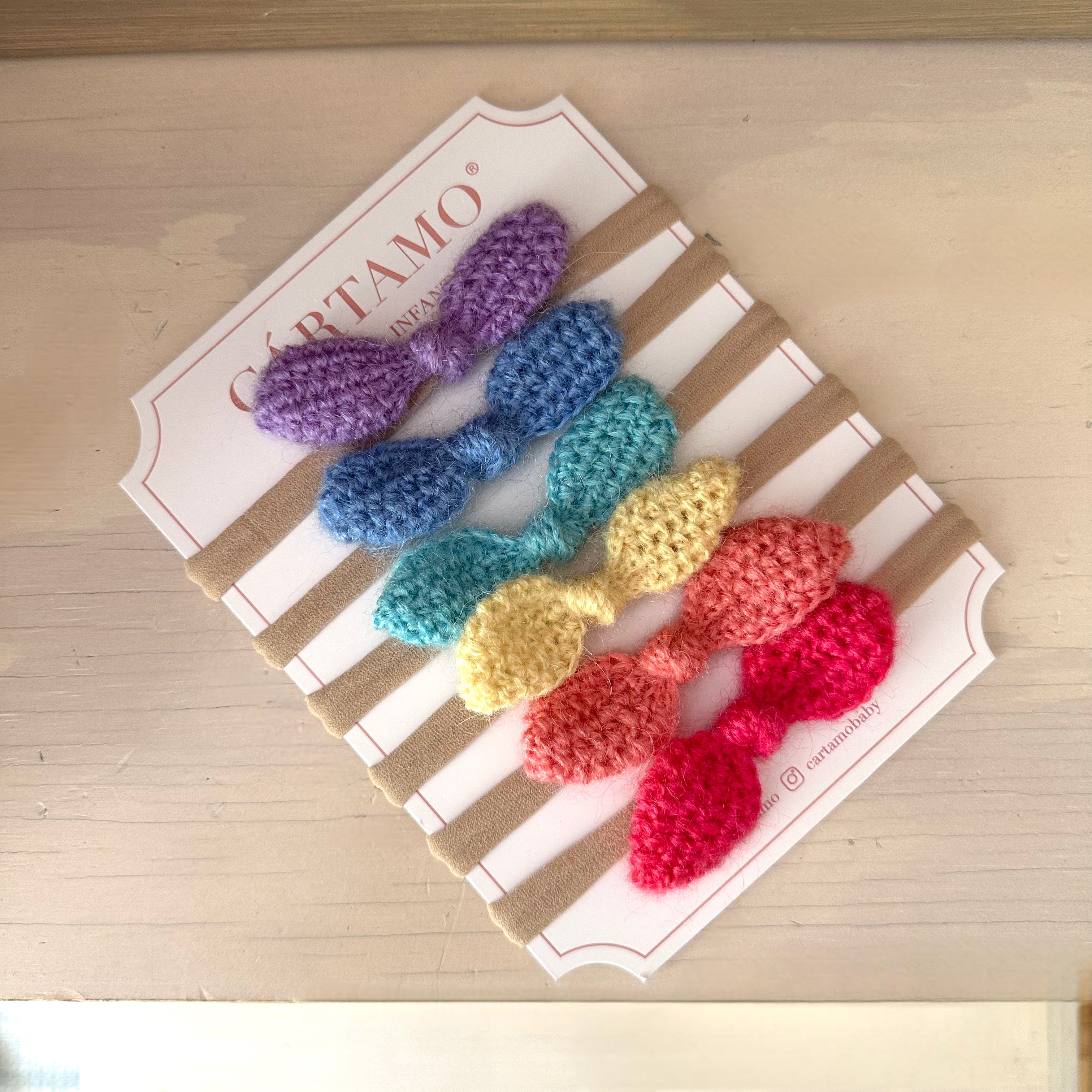 Set Mini Moño Tejido a Mano Mohair