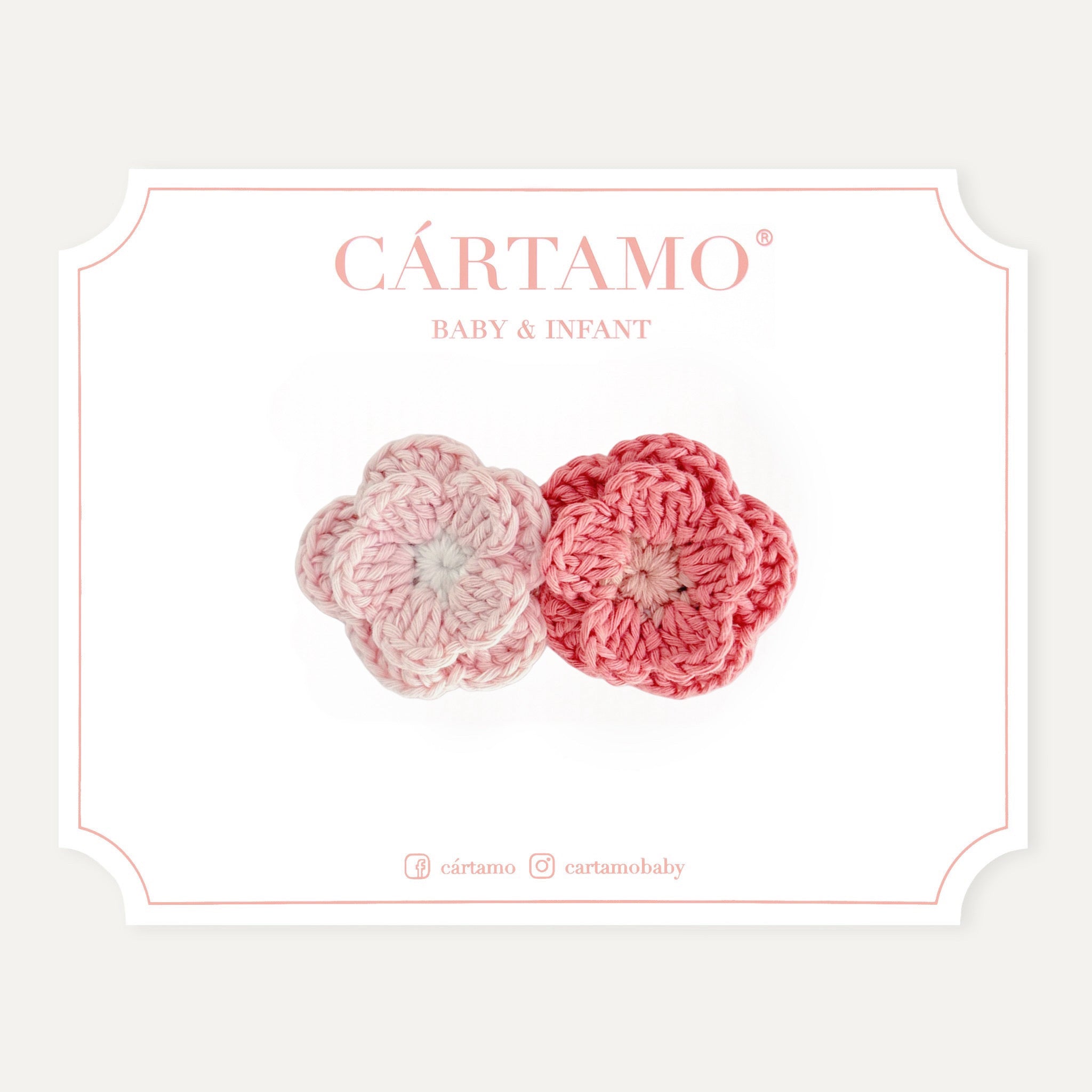 Duo de flores dobles tejidas a mano